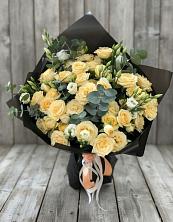 Букет цветов из:  Розы и Лизиантусы в Мариинском Посаде