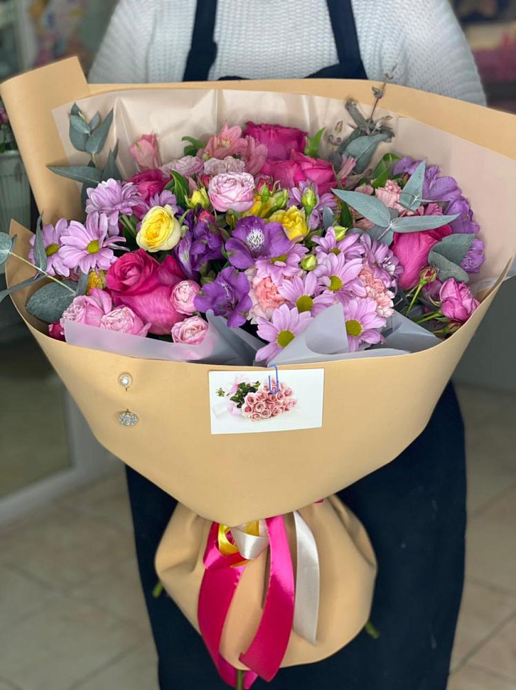 Букет цветов из: Хризантемы, Гвоздики и Альстромерии в Мариинском Посаде