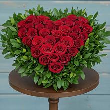 Цветочная композиция из Розы в виде сердца #REPLACE_PRED# Мариинском Посаде