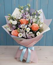 Букет цветов из:  Лизиантусы, Розы, Альстромерии и Гипсофила в Мариинском Посаде