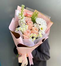 Букет цветов из:  Хризантемы и Розы в Мариинском Посаде
