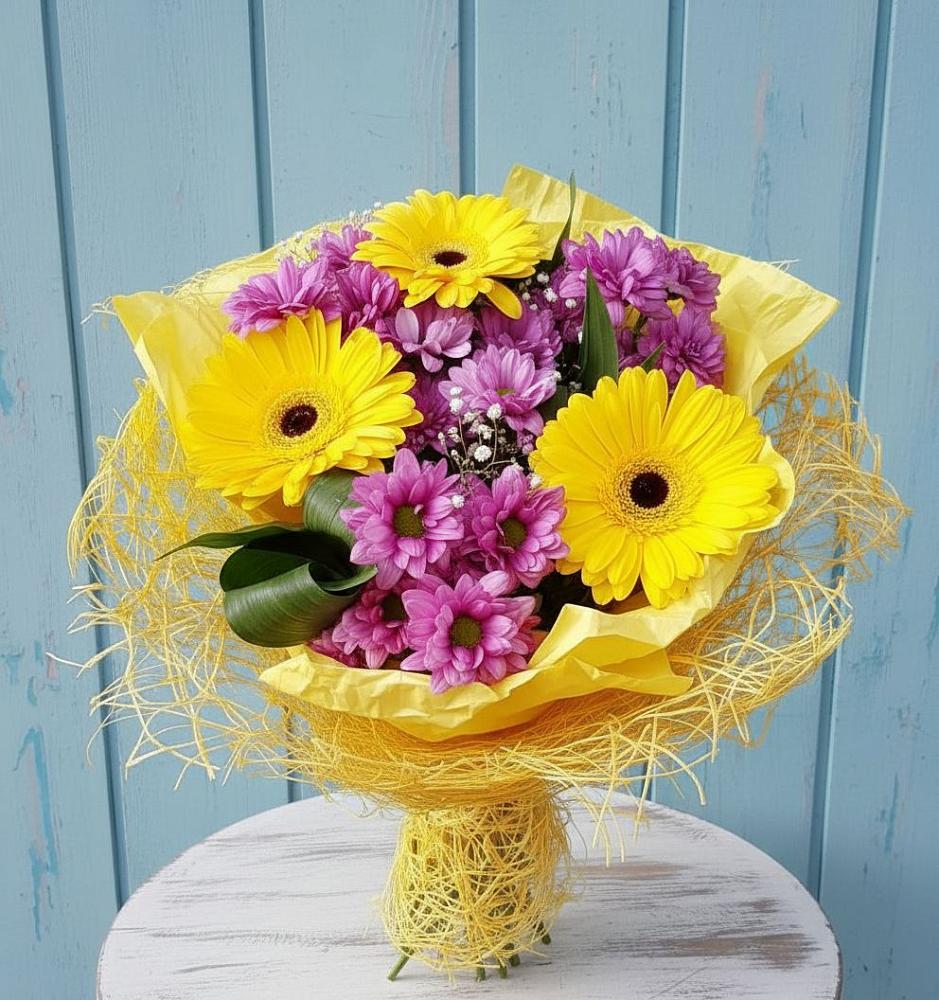 Букет цветов из: Хризантемы и Герберы в Мариинском Посаде