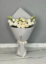 Букет цветов из:  Розы и Лизиантусы в Мариинском Посаде